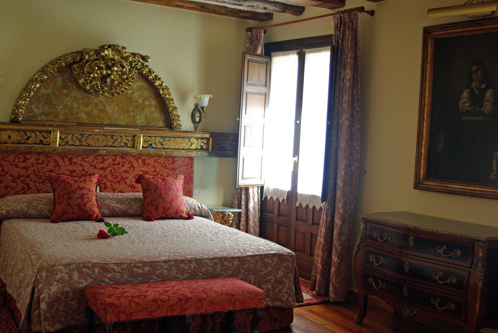Hotel Alcazar Segovia Room photo
