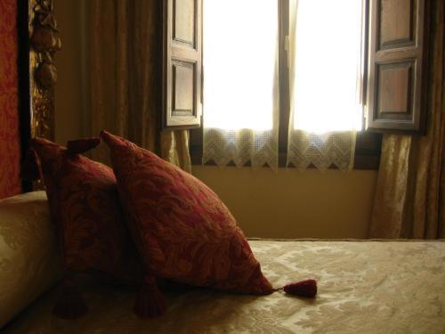 Hotel Alcazar Segovia Room photo